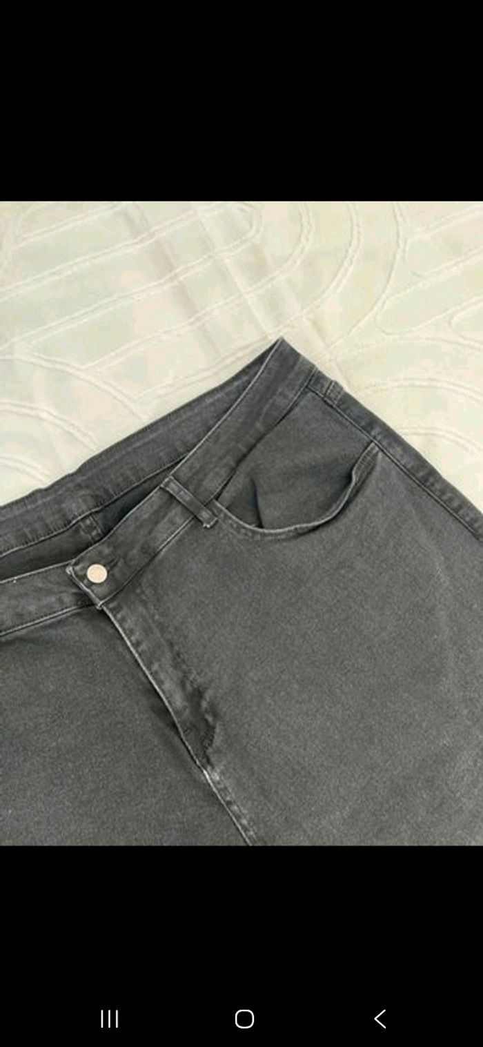 Jean noir taille haute - photo numéro 3