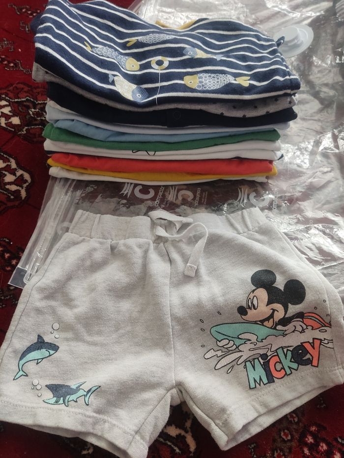 Pantalons et Salopettes bébé 12 mois - photo numéro 3