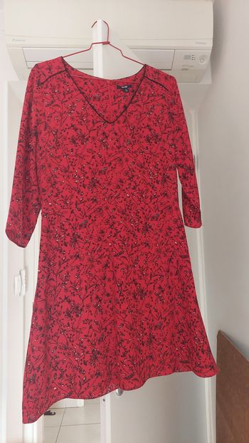 Robe manches