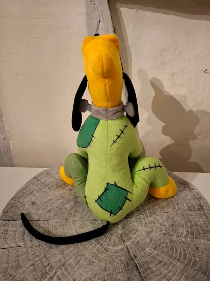 Peluche musicale Pluto Halloween - photo numéro 2