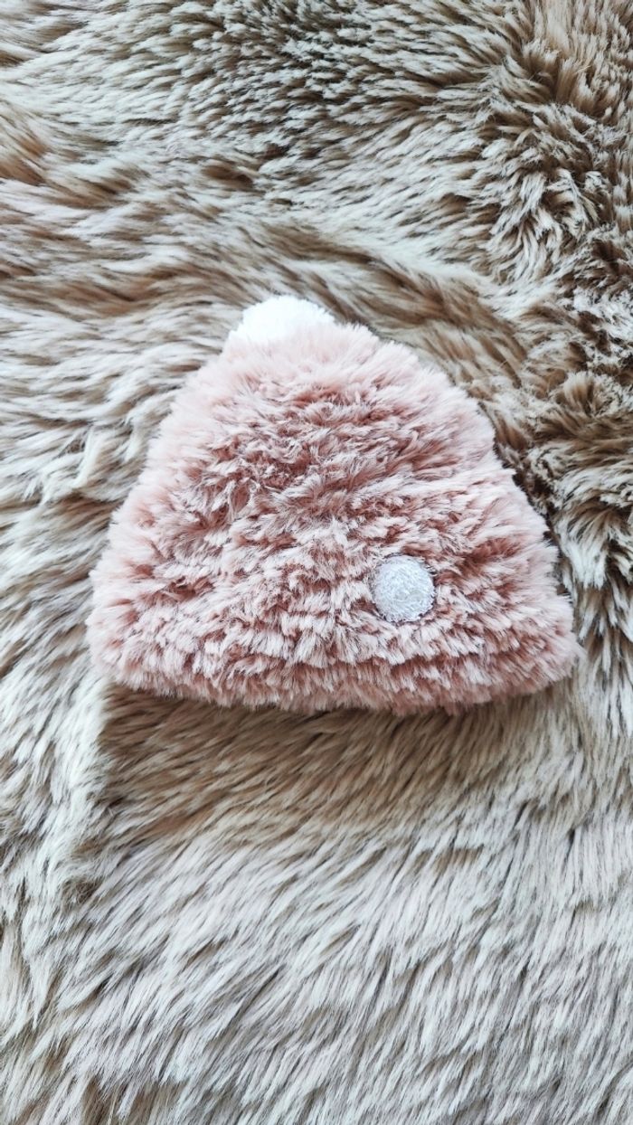 Bonnet rose chaud 1/3 mois fait main