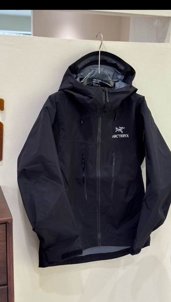 Veste noire Arc'teryx imperméable 