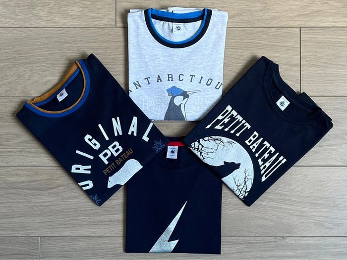 Lot de 4 t-shirts sérigraphiés Petit bateau T-10 ans