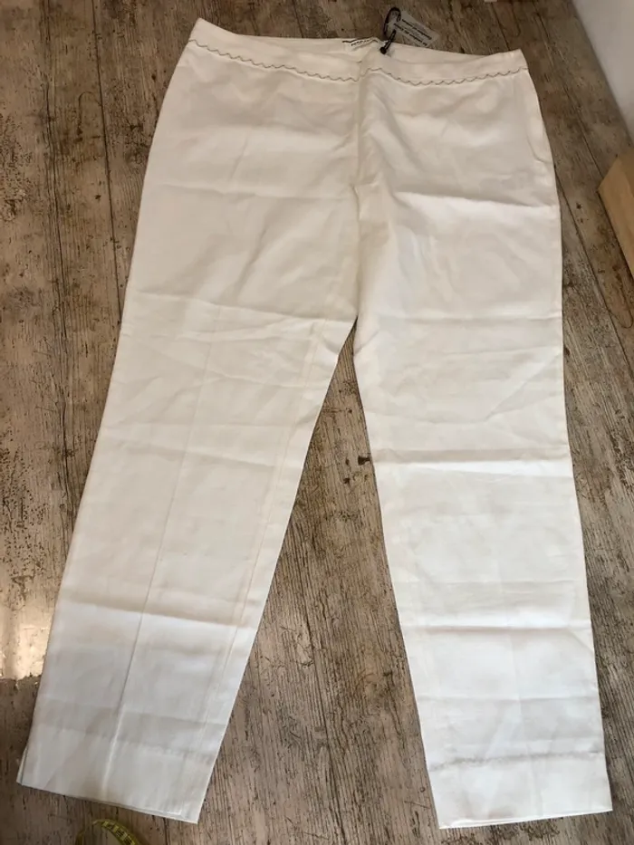 Pantalon écru Naf Naf neuf