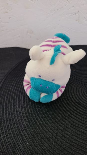 Doudou Hochet Zèbre Bébé Confort Vert Bleu Turquoise Violet 19 cm