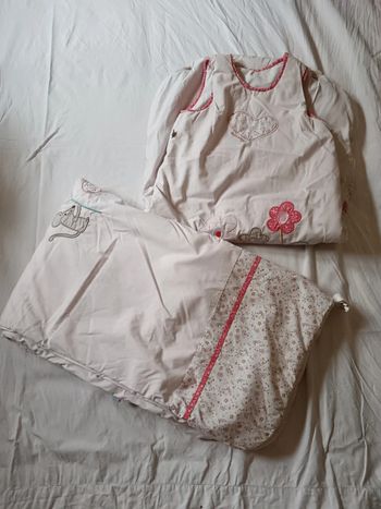 Ensemble gigoteuse couverture
