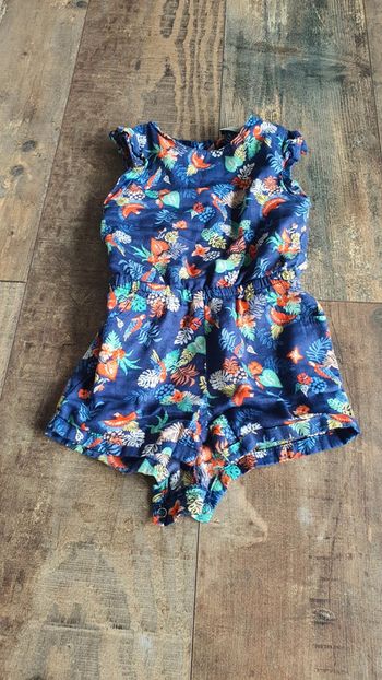 Combinaison tao 18 mois en très bon état