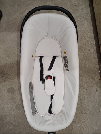 Nacelle Bébé confort avec sa canopy et sa chancelière