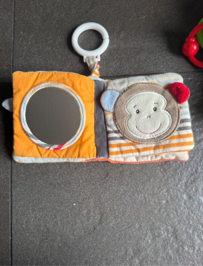 Lot de jouets 1er âge - photo numéro 3