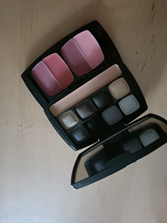 LOT DE 2 PALETTES NYX A PETIT PRIX - photo numéro 8