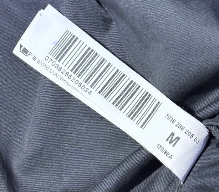 💙 Jupe bleu nuit plissée – Stradivarius – Taille 38 (M) - photo numéro 4