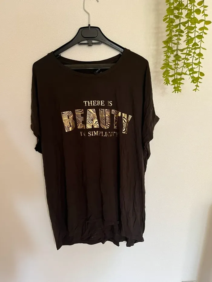 Très jolie tee shirt à courte manche pour femme - photo numéro 2