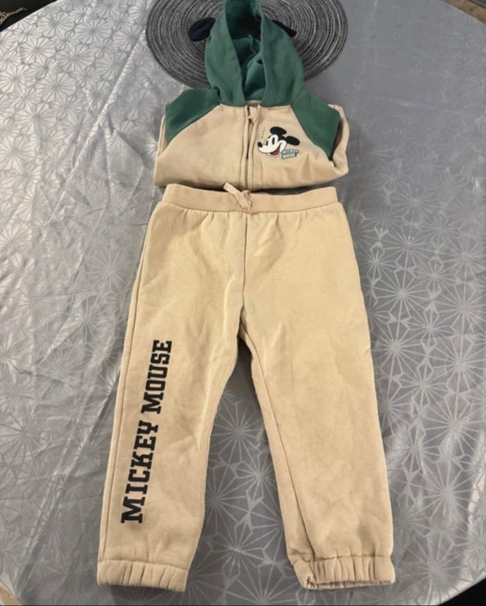 Ensemble Mickey taille 24-36 mois - photo numéro 4