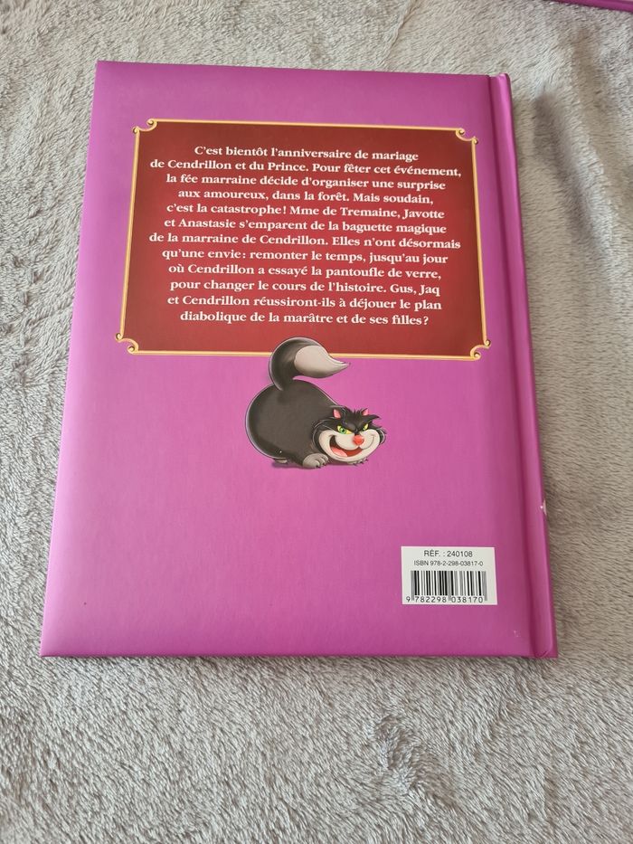 Livre disney Le sortilège de Cendrillon - photo numéro 2