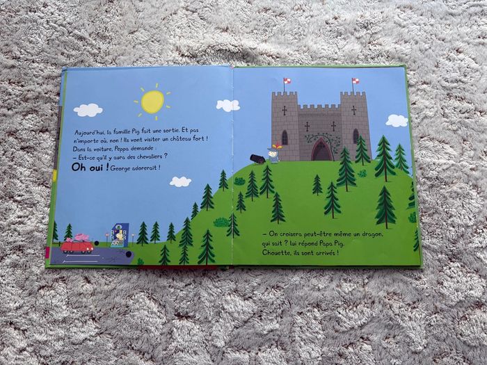 Livre Peppa Pig visite un château fort - photo numéro 3