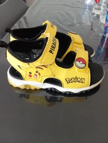 Sandale Pikachu