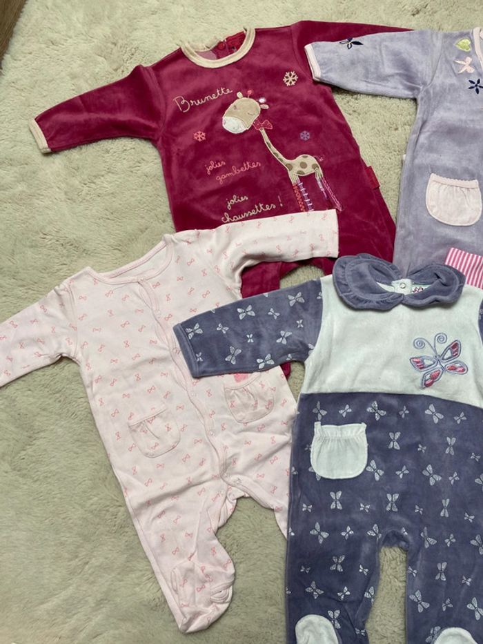 Pyjamas 6mois - photo numéro 3