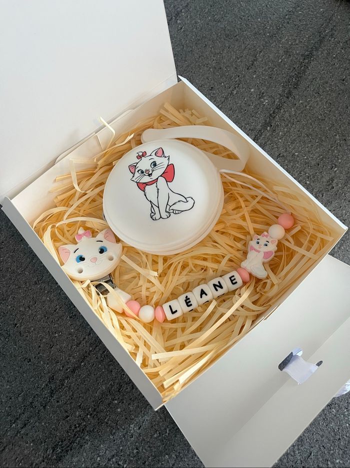 Attache tétine personnalisée - photo numéro 3