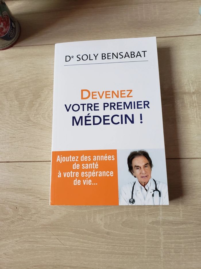 Livre 🎀 Devenez votre premier médecin 4€ - photo numéro 3