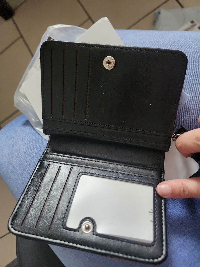 Porte monnaie / porte feuille - photo numéro 2