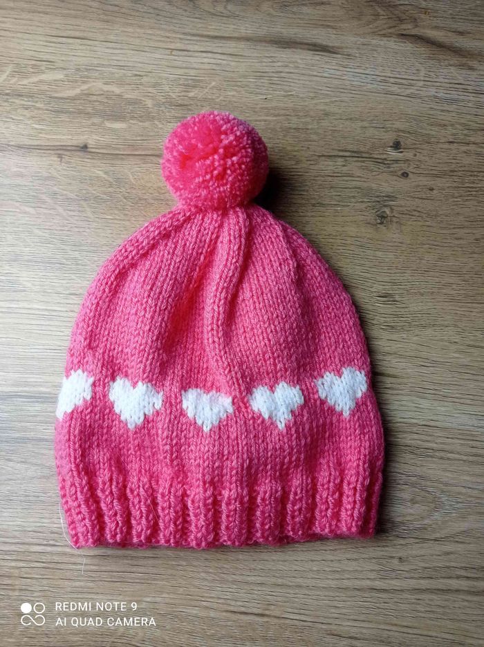 Bonnet fait mains 3/6 mois - photo numéro 2