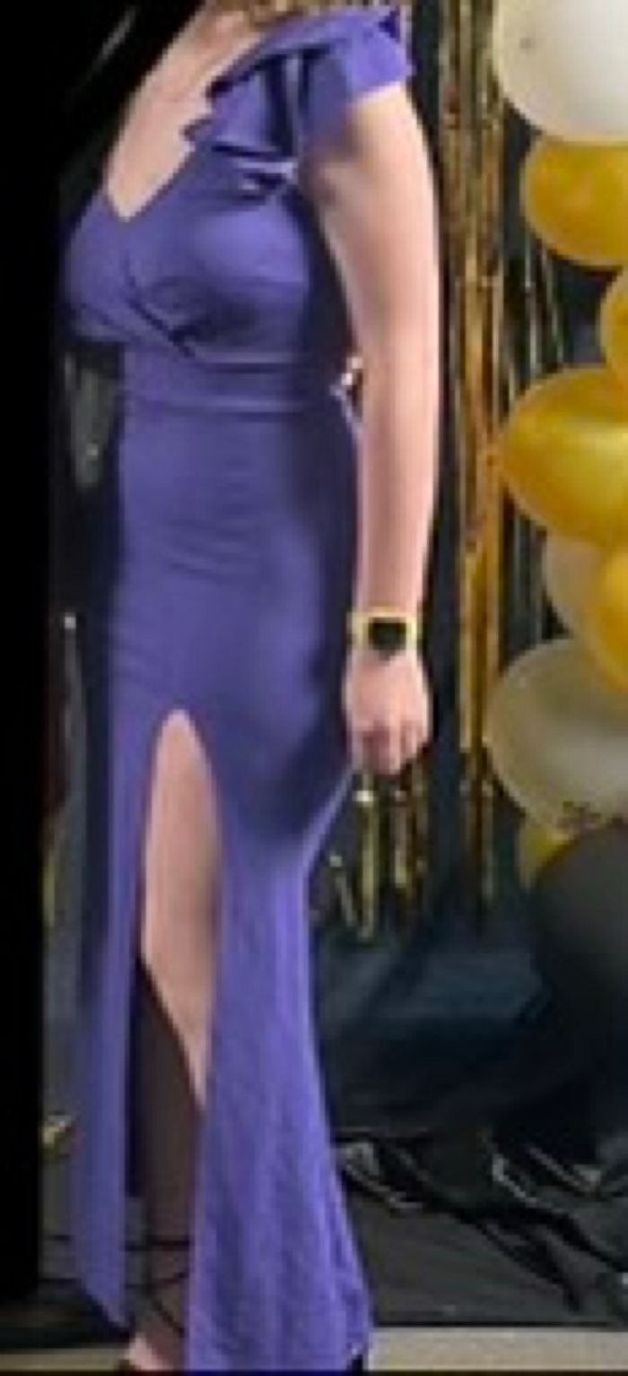 Robe de soirée en s - photo numéro 3