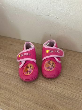 Fille 👧🏻 Chaussons pat patouille rose taille 21