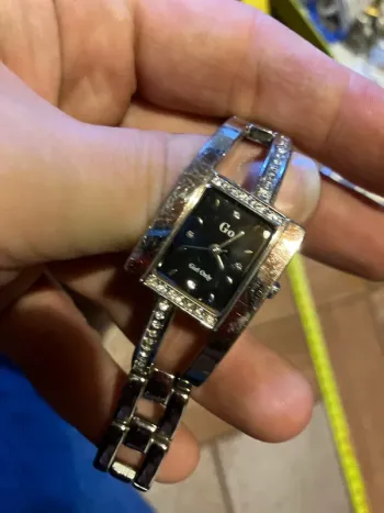 Montre carré originale @