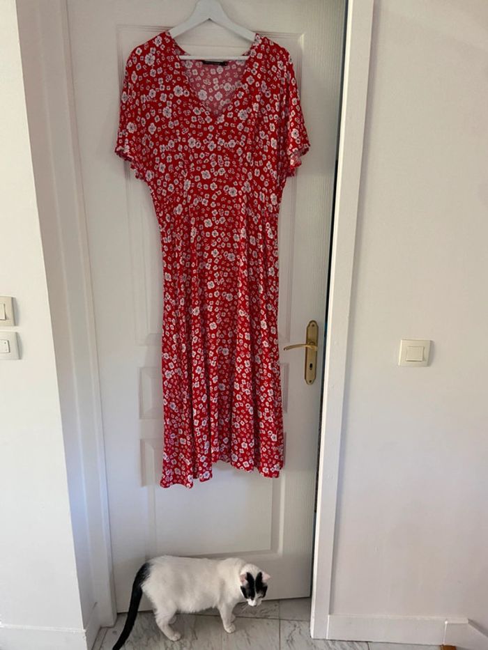 Robe d’été rouge à fleurs Monoprix taille 42 - photo numéro 3