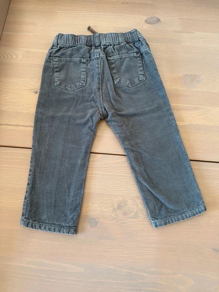 Pantalon Obaïbi en velours côtelé gris 18 mois - Comme neuf ! - photo numéro 2