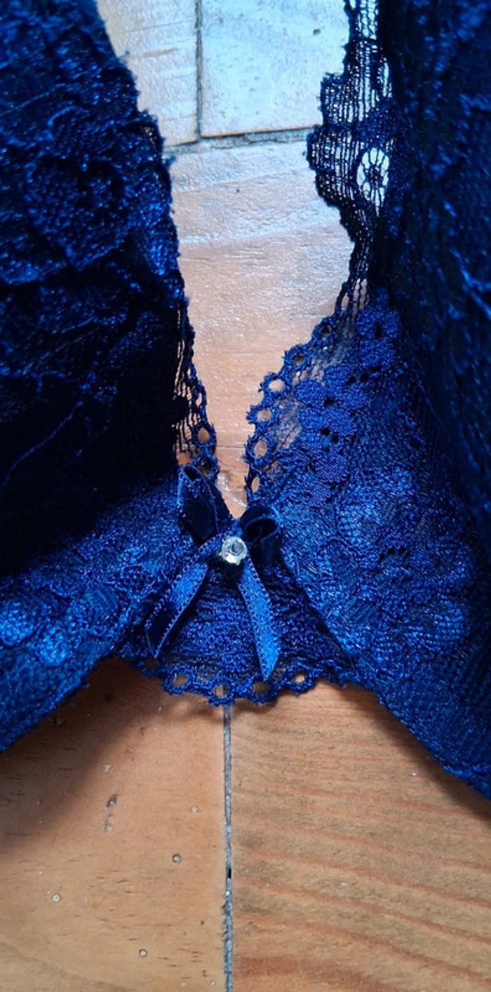 Soutien gorge femme H&M taille 80 D - photo numéro 3