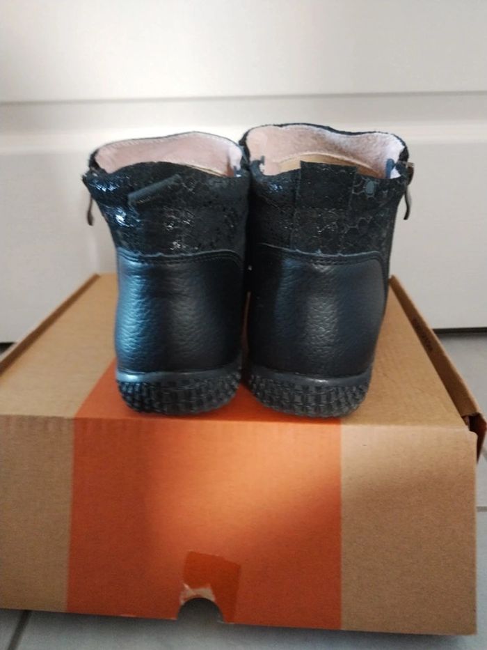 Bottines neuves cuir aerosemelle qui amorti les chocs - photo numéro 4