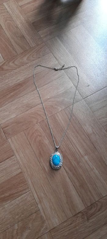 Collier