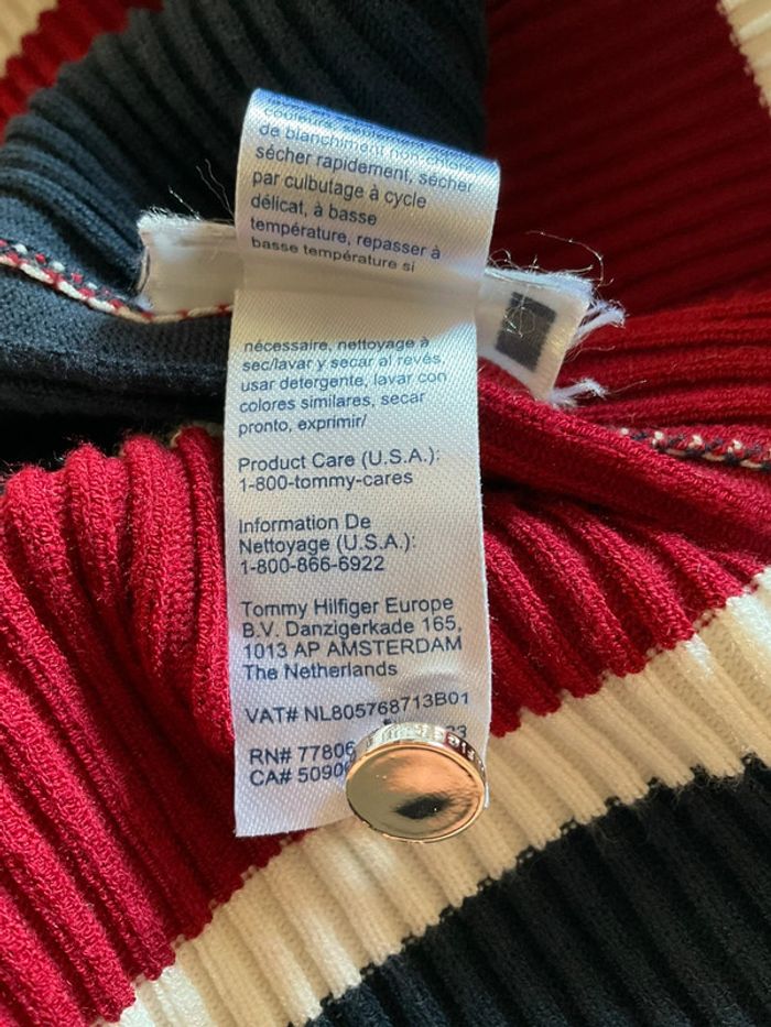 Robe côtelée manches courtes prêt du corps rayée marine et bordeaux Tommy Hilfiger taille L 028 - photo numéro 14