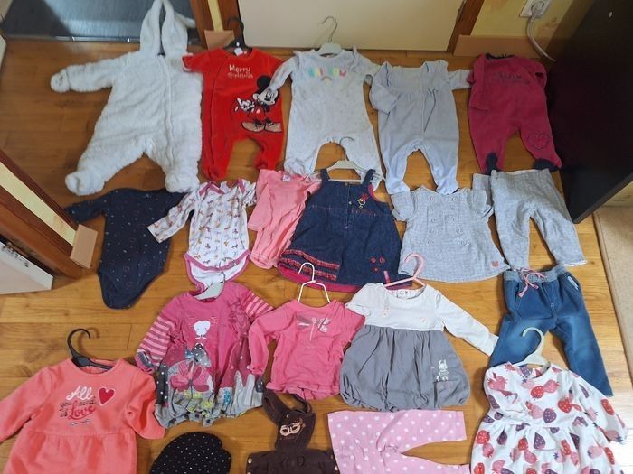 Lot 2 vêtements hiver bébé fille 6 mois - photo numéro 3