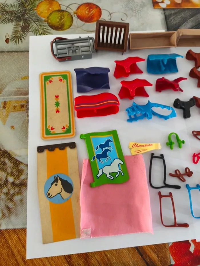 Gros lot accessoires chevaux animaux Playmobil - photo numéro 2