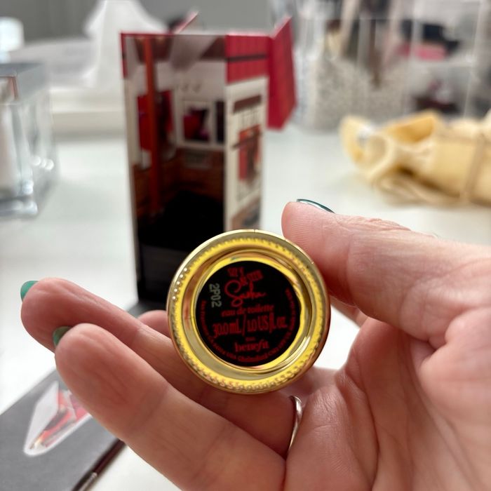 Eau de toilette Benefit neuve - photo numéro 2