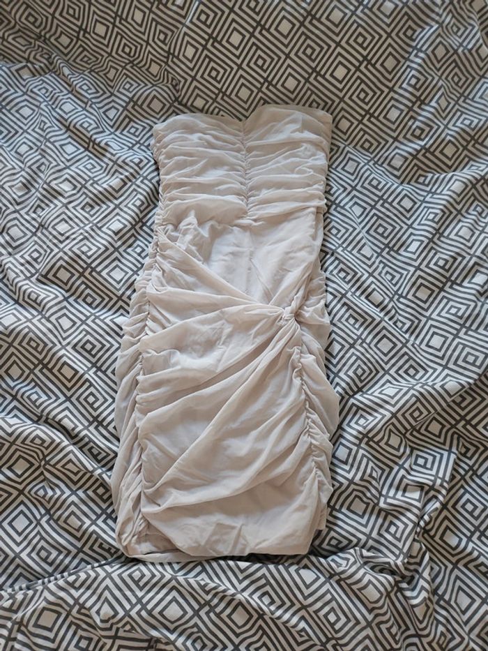 Robe bandeau drapeau blanche h&m