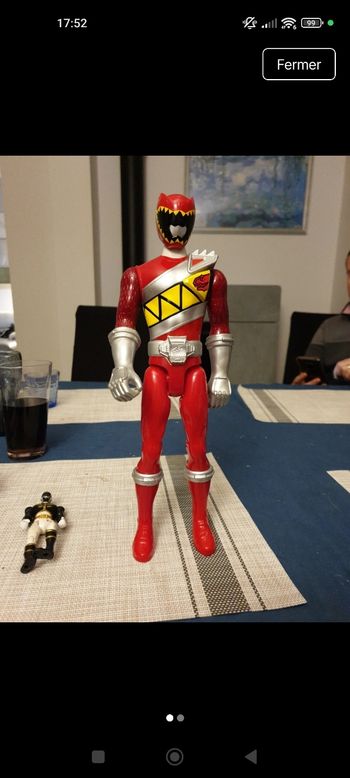 Power rangers Dino charge rouge 