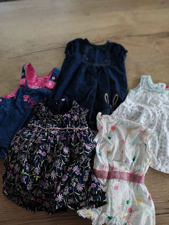Lot vêtements 6 mois bébé fille - photo numéro 2
