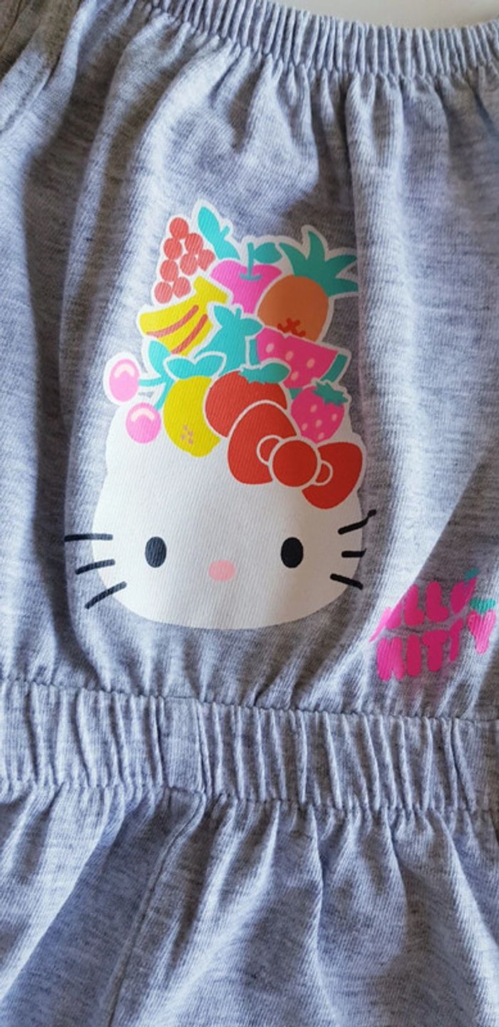 Combishort Hello Kitty 6 mois - photo numéro 3
