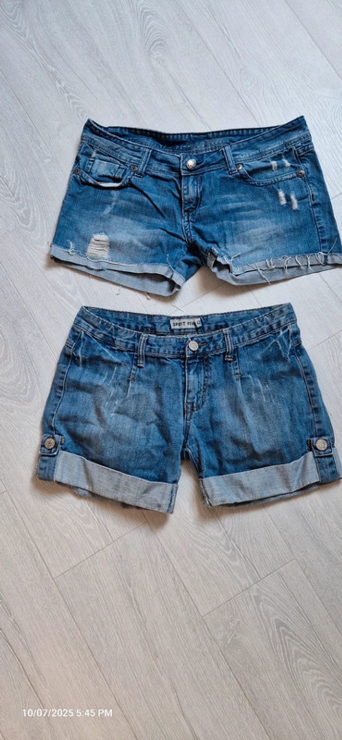 💞 2 shorts en jean - taille 42 💞 c8