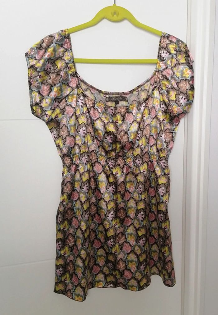 Tunique satin fleurs beige jaune rose Taille L Lola Espeleta - photo numéro 9