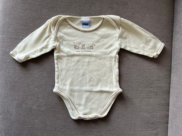Lot vêtements 1 mois - photo numéro 5