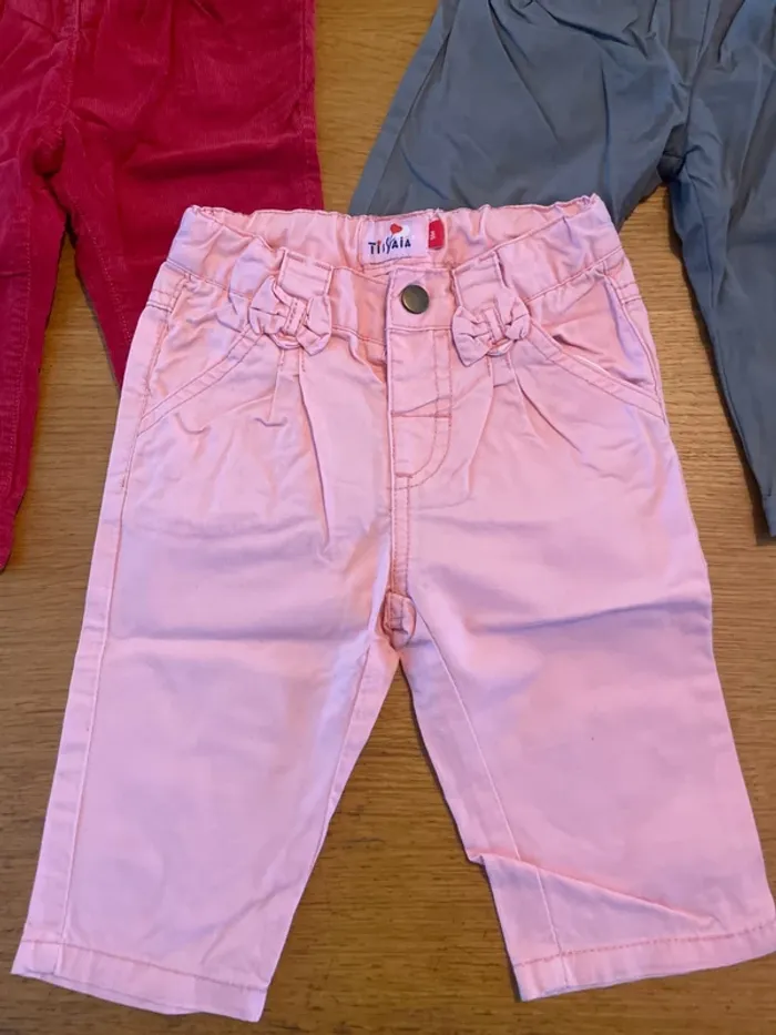 3 pantalons fille 9 mois - photo numéro 2
