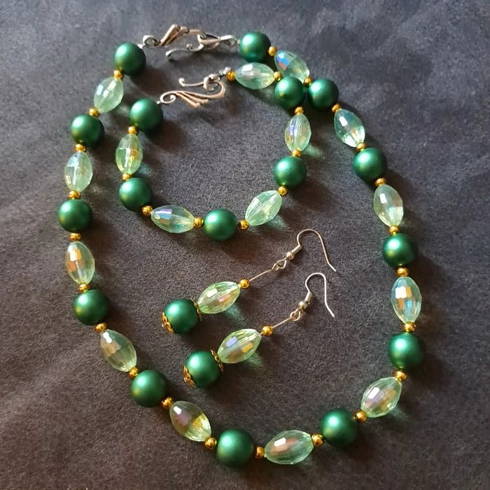 Parrurre boucles d'oreilles avec collier et bracelet vert - photo numéro 9
