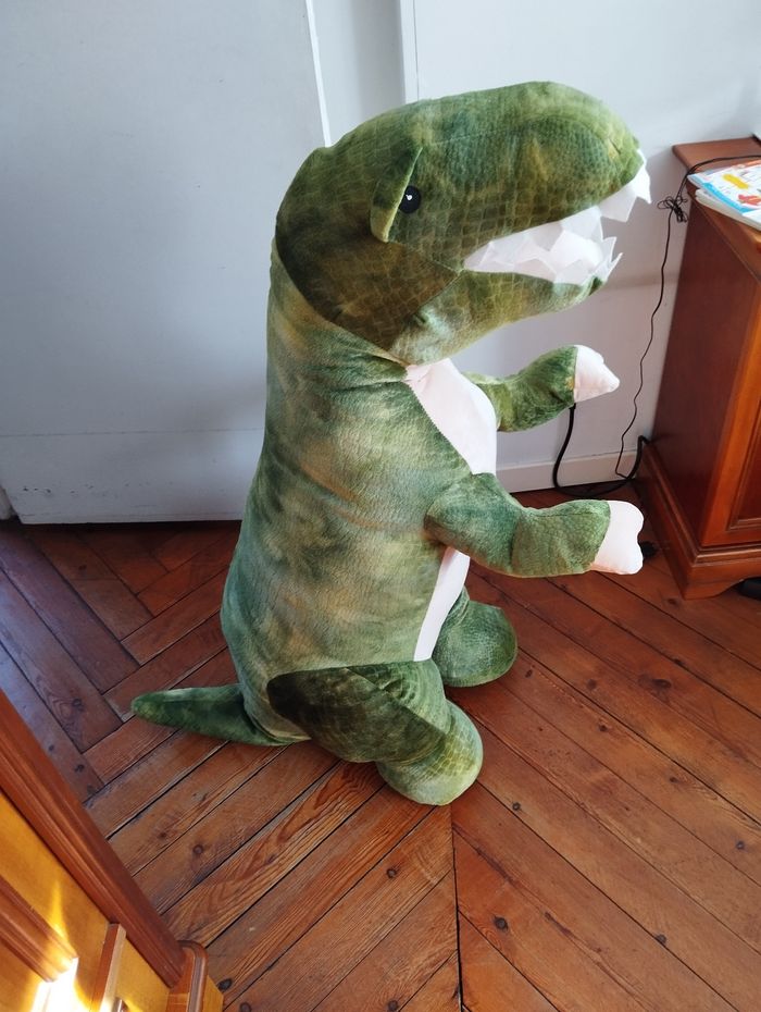 Grande peluche dinosaure neuf - photo numéro 4