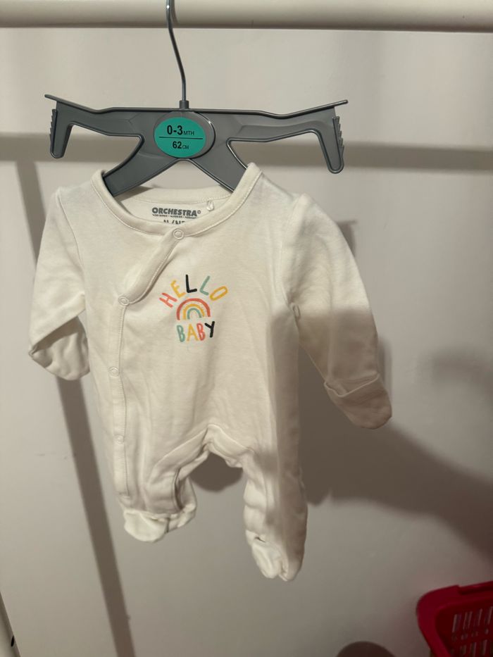Lot de vêtements pour bébé - photo numéro 4