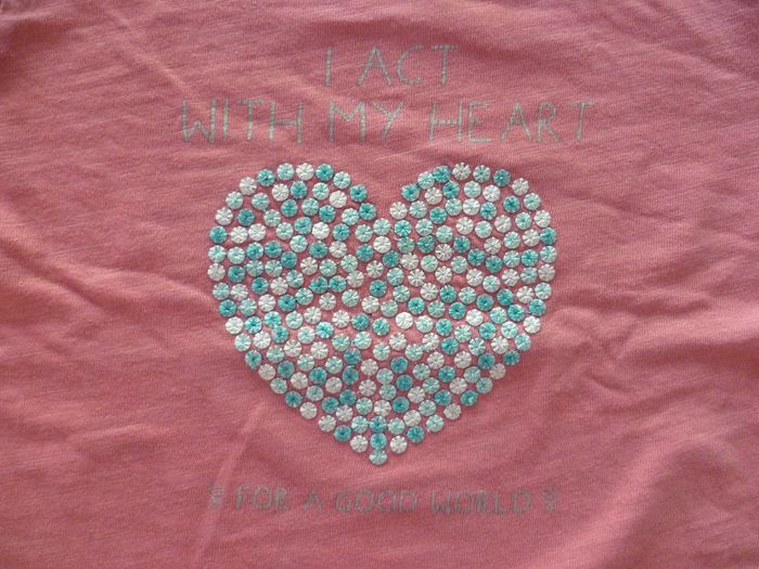 tee-shirt manches courtes rose cœur sequins - photo numéro 4