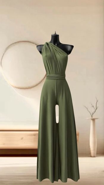 Superbe combi kaki plusieurs positions dos nu